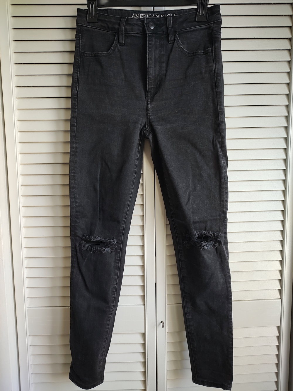 American Eagle Outfitters Black Skinny Ripped Knee Jeans